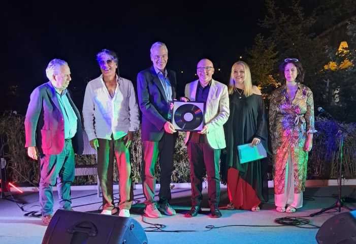 Pier Luca Montessoro premiato al Vinile d' argento, Roma, 16 giugno 2026